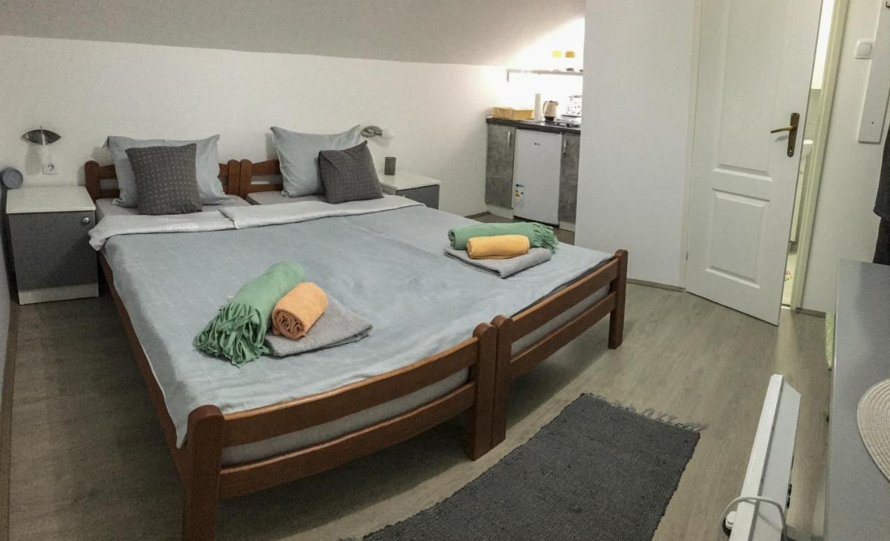 Apartamento S. A. L. Prenociste Zrenjanin Exterior foto